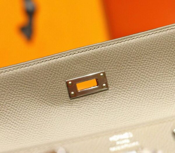 2026-03-26_150859_596 Joe Luxury Kelly Epsom Leather Light Khaki Silver Hardware 25cm Full Handmade