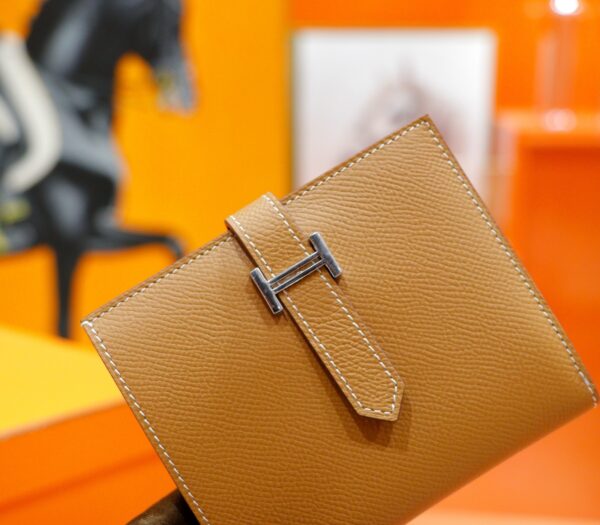 Joe Luxury Beran Short Wallet Epsom Leather Gold Brown Silver Hardware 10.5cm Full Handmade
