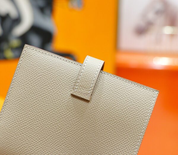 Joe Luxury Beran Short Wallet Epsom Leather Turtledove Khaki Silver Hardware 10.5cm Full Handmade